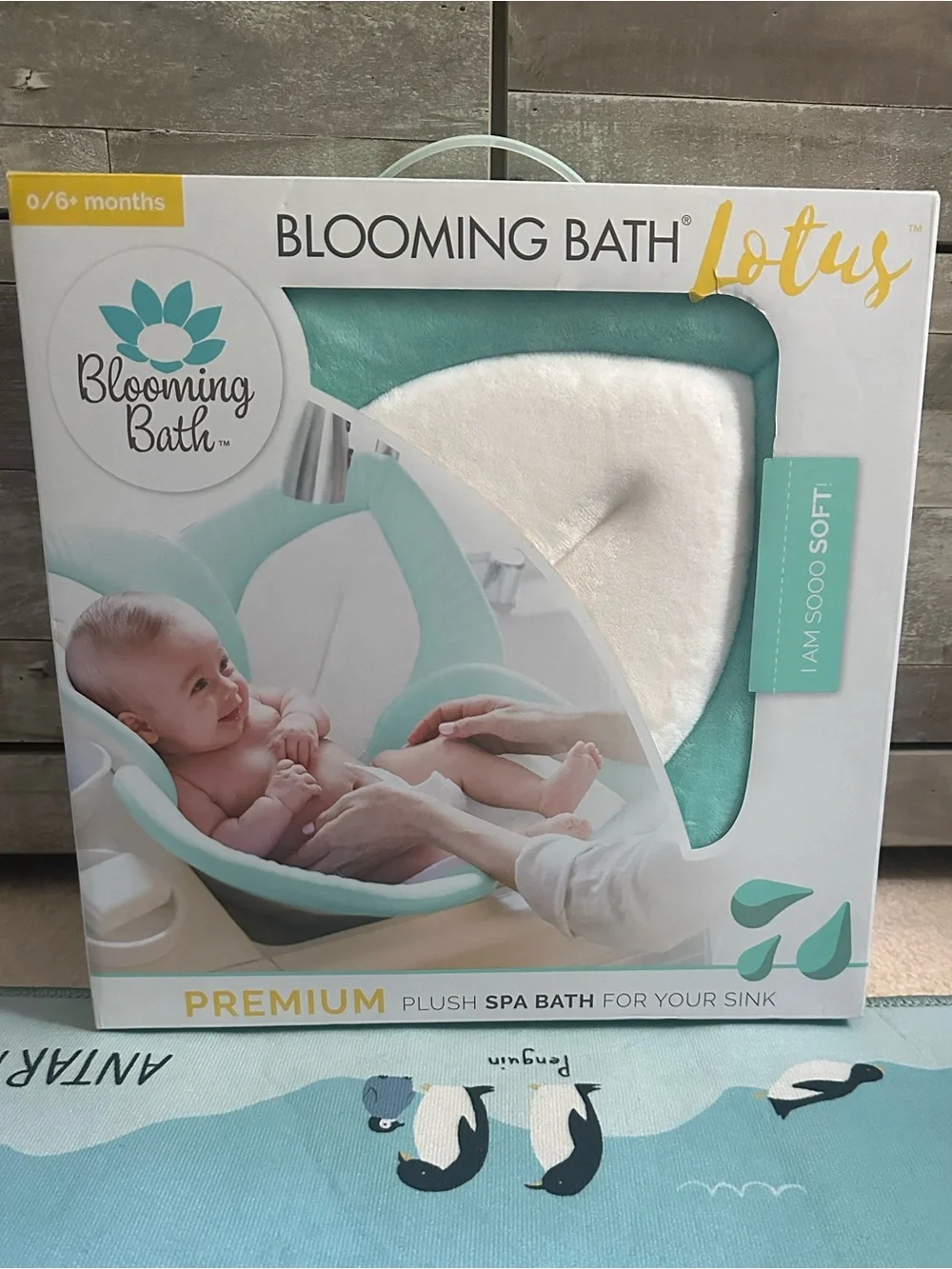 Blooming Bath Lotus Plush Sink Spa Bath - Teal & White
